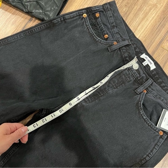 NWT Re/Done 90’s High Rise Loose Jean in Washed Black with Rips - Picture 12 of 15